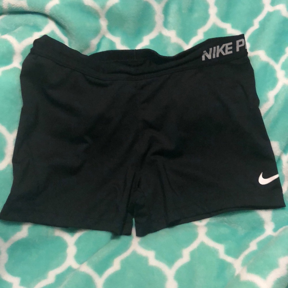 Nike Pros Size XL